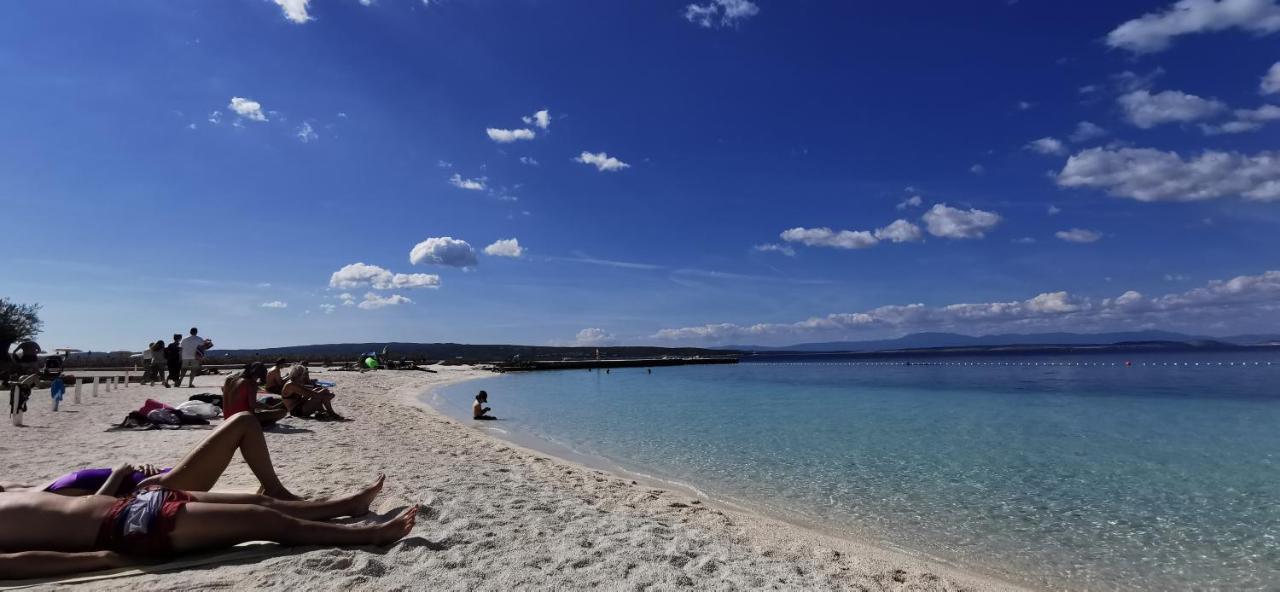 Apartman Perunika Selce Exteriör bild