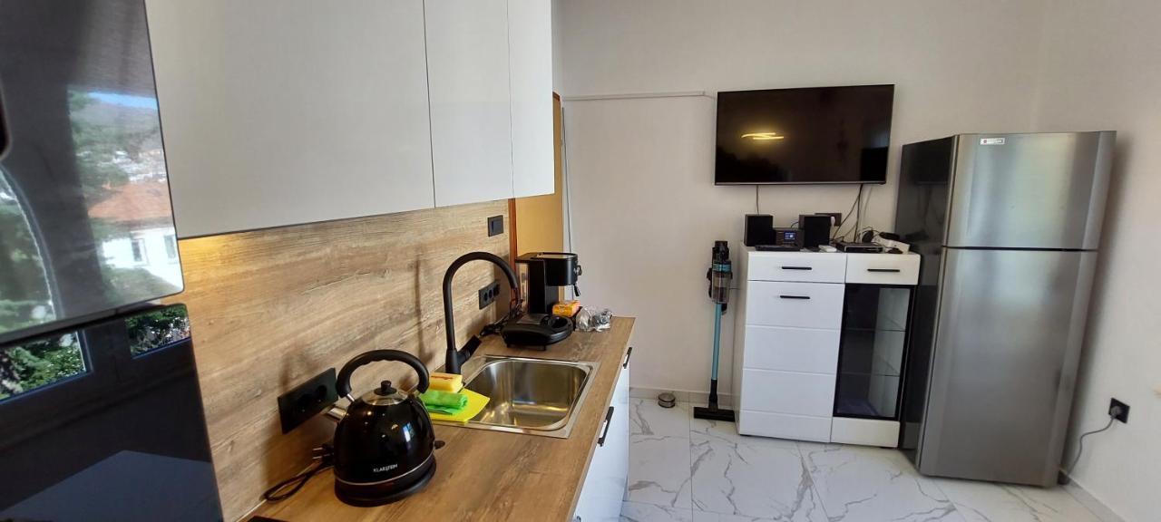 Apartman Perunika Selce Exteriör bild